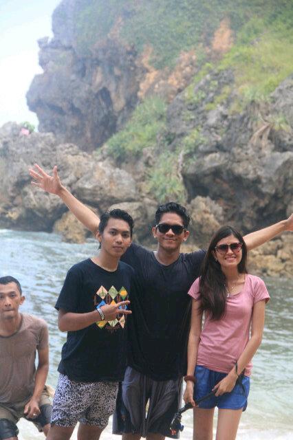 BaskoroDsusanto's tweet photo. Selalu ada moment bahagia bersama teman^__^ http://t.co/by9ZyiajLD