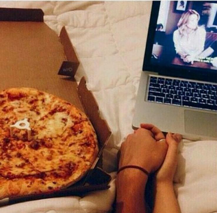 omgrelatabIe's tweet image. If we date