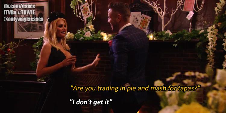 OnlyWayIsEssex's tweet photo. And this is why we love #Chelliott... @elliottwright_ @Chloe_Sims #TOWIE http://t.co/ACAA6TG3wc
