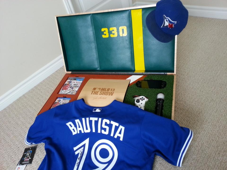BENTASTICO's tweet photo. #WinTBJOpener thanks Sony Playstation Canada and @JoeyBats19 for the gear!!! I hope I win these tix!!! http://t.co/Wb0tm5w3OD