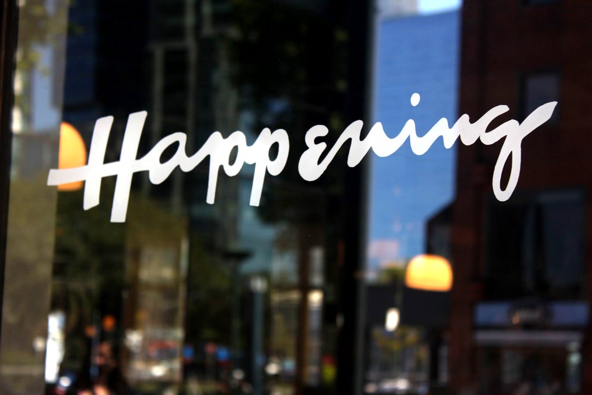 HappeningBA's tweet photo. Este domingo, todo #Happening, les desea felices pascuas. Y que todo lo bueno, se siga reflejando. <3 http://t.co/ltrwJ1jvwX