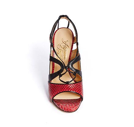 NYTastes's tweet photo. Splendid spring and summer looks by @A_Ingelmo #AlejandroIngelmo #fashion #shoes http://t.co/zYvEPBtmkG