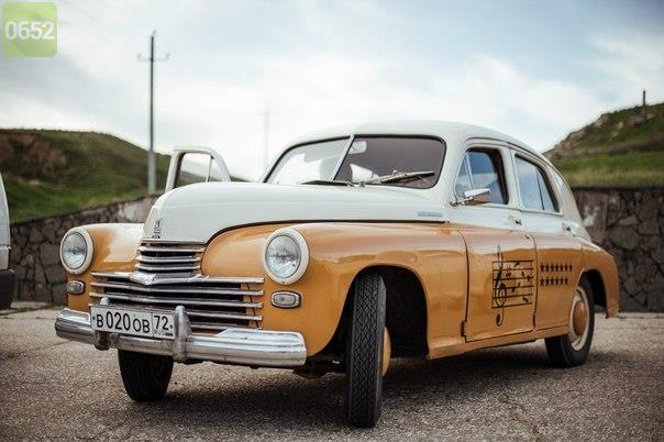 simferopol3652's tweet image. В Симферополь прибыла уникальная медиа-экспедиция на раритетных автомобилях  goo.gl/MOfrlA