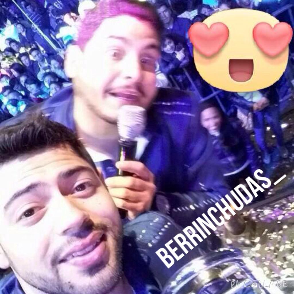 any_pime's tweet photo. A Noche en Villa Victoria ๐๐๐
#LabiosAntojables #Trompudito @edwinAdictivo
y el guapo de @isaacadictivo ๐๐๐๐๐๐๐๐ http://t.co/L3tTEd0NJ9