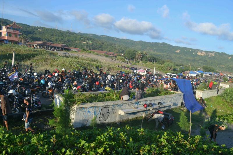 Putra_tompi's tweet photo. Banjir CB #Parangtritis #CbPolice @infoeventcb http://t.co/lBte4gyafd