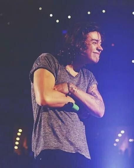 1DMetro's tweet photo. Imagine ur at the boys concert,harry saw u in da crowd &amp; he just

I vote for #OneDirection #TheyreTheOne @radiodisney http://t.co/IRaJtvG124