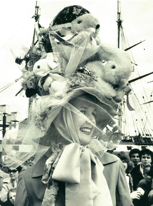 peeweeherman's tweet image. Happy Easter!!! Are you wearing your Easter bonnet today??! peewee.com/2015/04/05/hap…