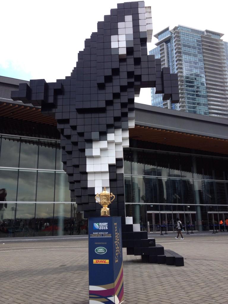 rugbyworldcup's tweet photo. The Webb Ellis Cup having a whale of a time in Vancouver. #celebratingrugby http://t.co/SC57XTfasO