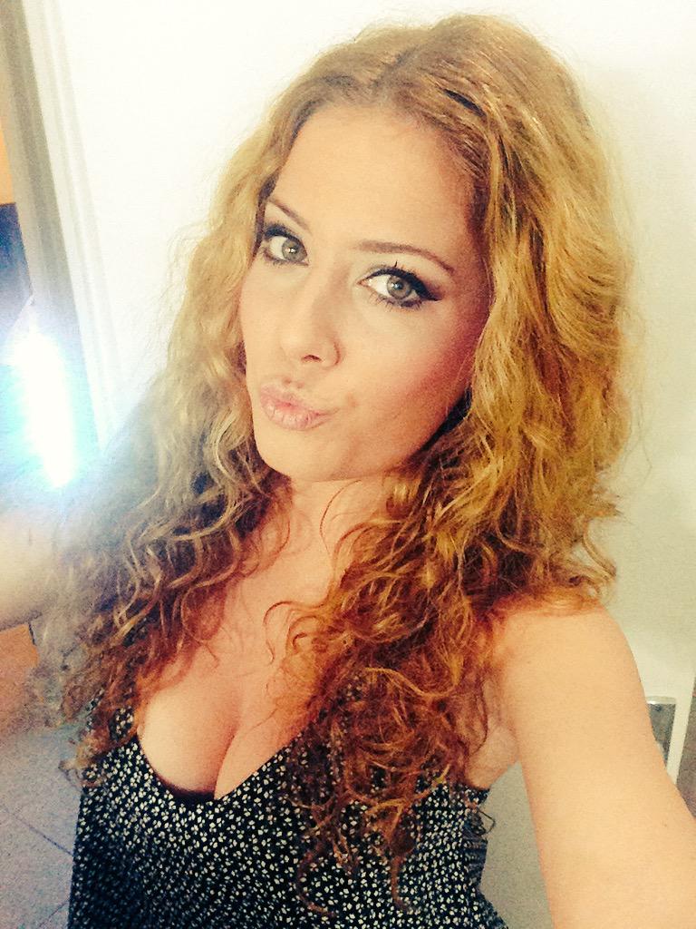 Carolina ♡♥ tweet media