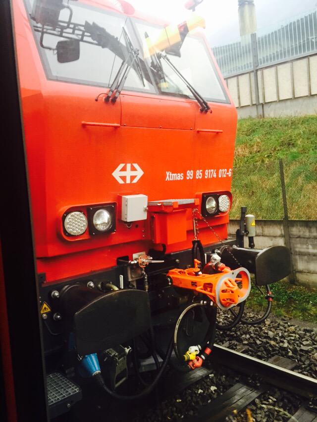 panne del 610 etr. la tss locomotiva di soccorso che non ha riuscito l'aggancio😁