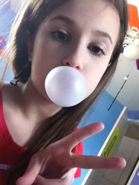 aj9004's tweet photo. Happy Easter oh and this gum is soo yummy http://t.co/0OHs8LdtHG