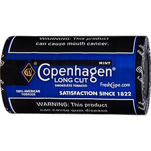 TheDipDiaries's tweet photo. Once we hit 200 followers, we will be giving away a log of Copenhagen Mint to a random follower! RT to be entered! http://t.co/g2qM5HpOiv