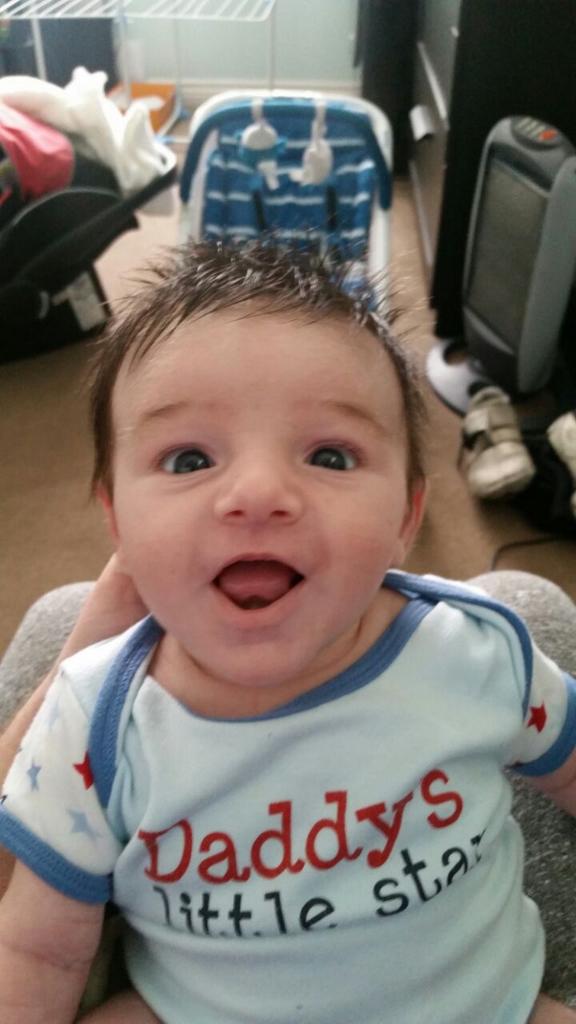 miniwinkface88's tweet photo. @NathanBatchelor very gd he's asleep most of the day lol http://t.co/KoyirlqOFm