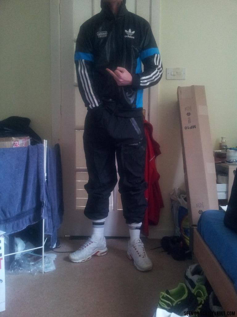 shiny trackies on "“@ScallyVault: New Picture Added -&gt; http://t.co/1O3cBPXZGy #Chav http://t.co/DKEGAjydsN” love the shiny adidas chile 62 / Twitter