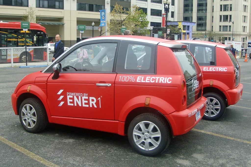 Gizmodo's tweet image. Affordable electric cars are coming soon, study says: gizmo.do/vEnjnUC