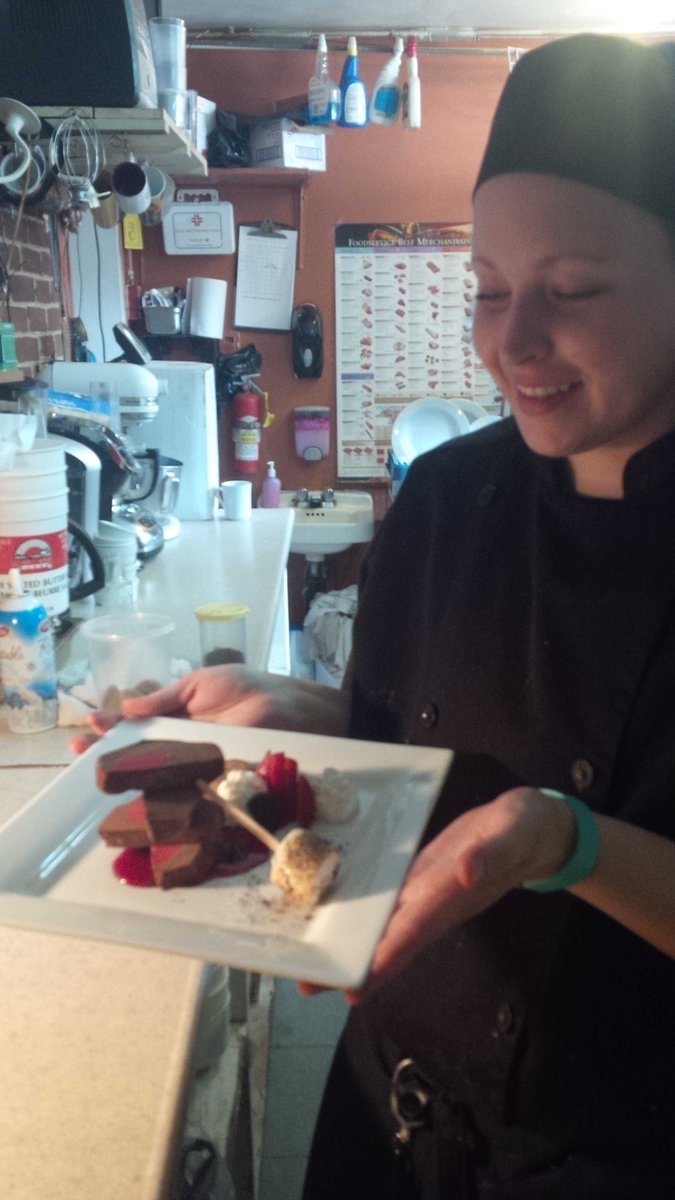 oldbridgeinn28's tweet photo. A busy easter lunch and Blair is still smiling http://t.co/u1TnpcACh4