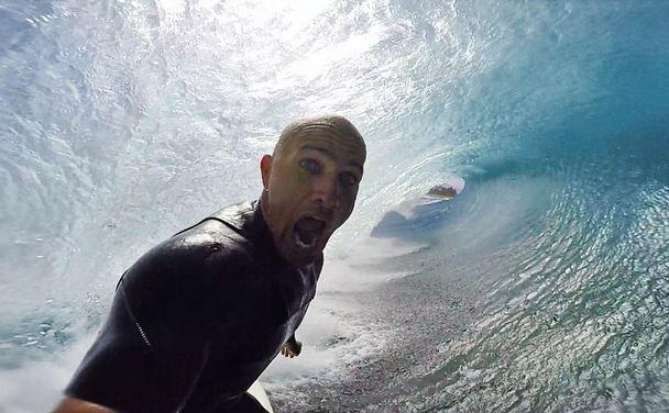 redbullESP's tweet photo. ¿Sabes quiénes son los 10 surfers más populares en #Instagram? http://t.co/6fhWP4vqPr ¿Y a qué esperas para verlo? http://t.co/wo8hN5d2Gl