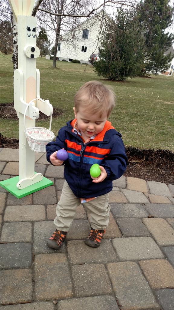 JennHarcher's tweet photo. Easter #egghunt 
#Hambden http://t.co/69VY9bS3f1