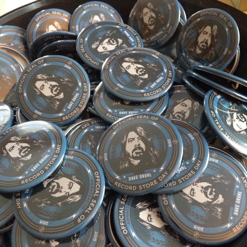 rsdpalu's tweet photo. RT @recordstoreday: #RSD15 http://t.co/VpfHjXIIRS