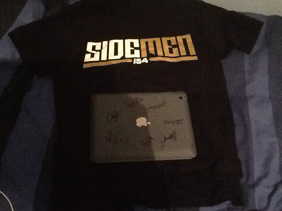GassonCallum's tweet photo. Met the sidemen again but with afew additions. These two awesome ppl @Calfreezy @miniminter7 http://t.co/KG8fWBsQkS