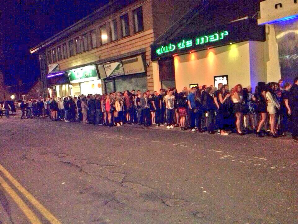 vinylayr's tweet photo. are you READY for THIS? 
LAST YEARS EASTER SUNDAY QUEUE at 11PM
be EARLY ~ doors 10.30pm~BARS 3.30AM 
RED SQUARE £1 http://t.co/msaGoDLOqC