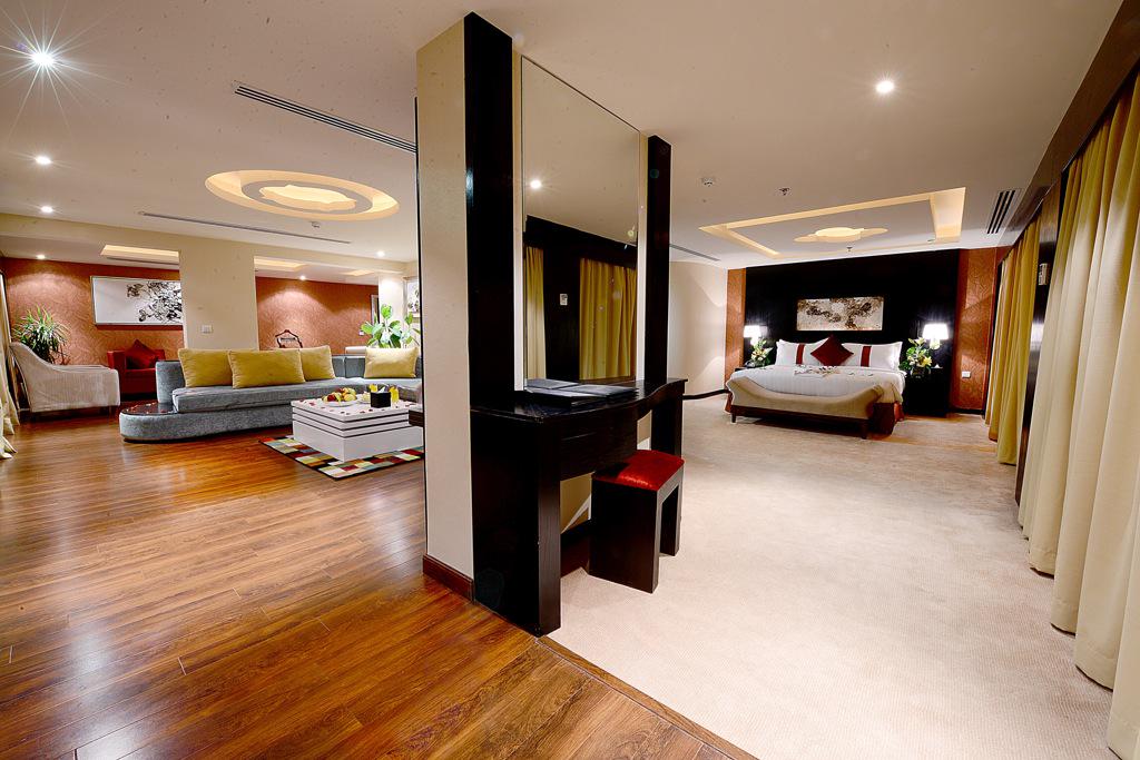 coinlesson's tweet image. لا تكتمل زيارة #الرياض
بدون 

#فندق_اوبير

#غرف رجال أعمال💼
+

غرف ليالي عرسان 💞👰

#الرياض
ش العليا
ج/ 0506309063