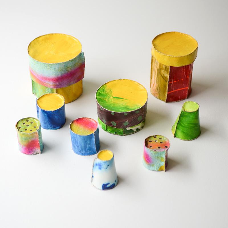 알록달록 꽃이 피어납니다. 알록달록한 꽃들에게서 영감을 받아 알록달록한 상품만 모아보았습니다. 소생공단의 단순한 기획전, <알록달록 블루밍> ▶ is.gd/DlgY6q