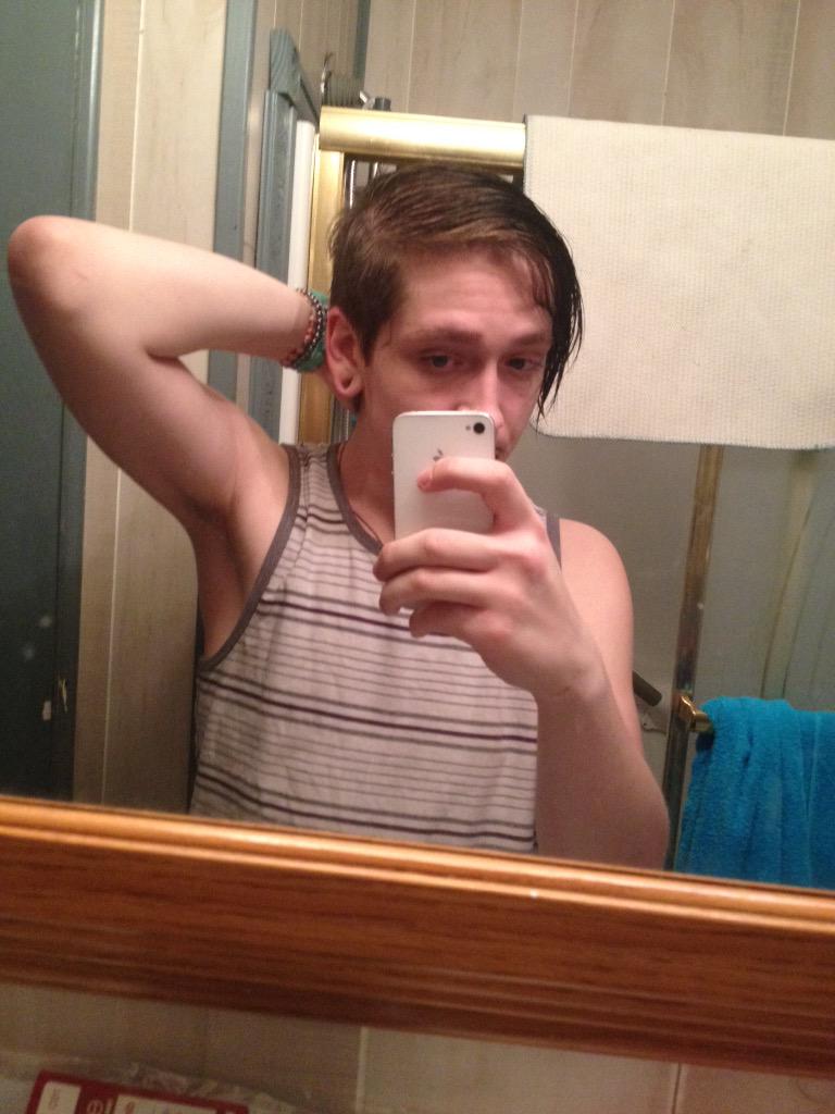 ItsEvanGuys tweet picture