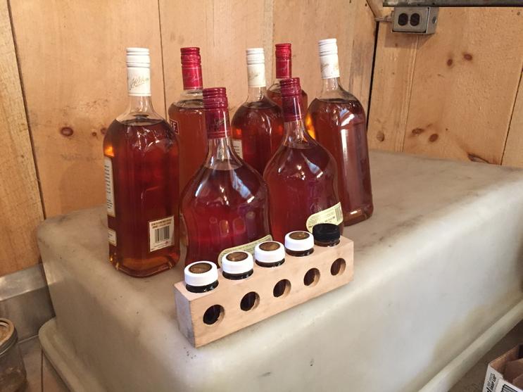 prez2012's tweet photo. Caldwell maple sugar house nice batch. #maple15 #CarpFairSugarShack http://t.co/QfdQ3Isch4
