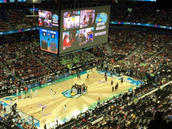 Down in Tampa watching the Lady Gamecocks take on Notte Dame. #gococks #finalfour