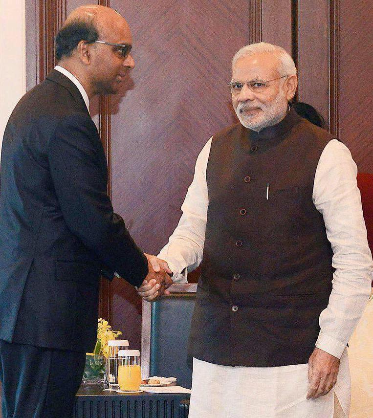 trollpanjabi's tweet photo. I know what you did last summer #NarendraModi #punjabitroll #modi #india #pm #kalol http://t.co/D2zkWvScPI
