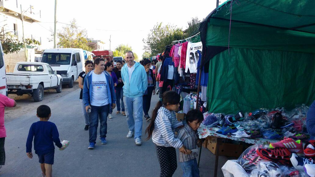 chubyleguizamon's tweet photo. Queremos una Ciudad Planificada,  no puede haber Ciudadanos de primera y ciudadanos de segunda #BastaALosBruera http://t.co/J5vxHwrLpZ