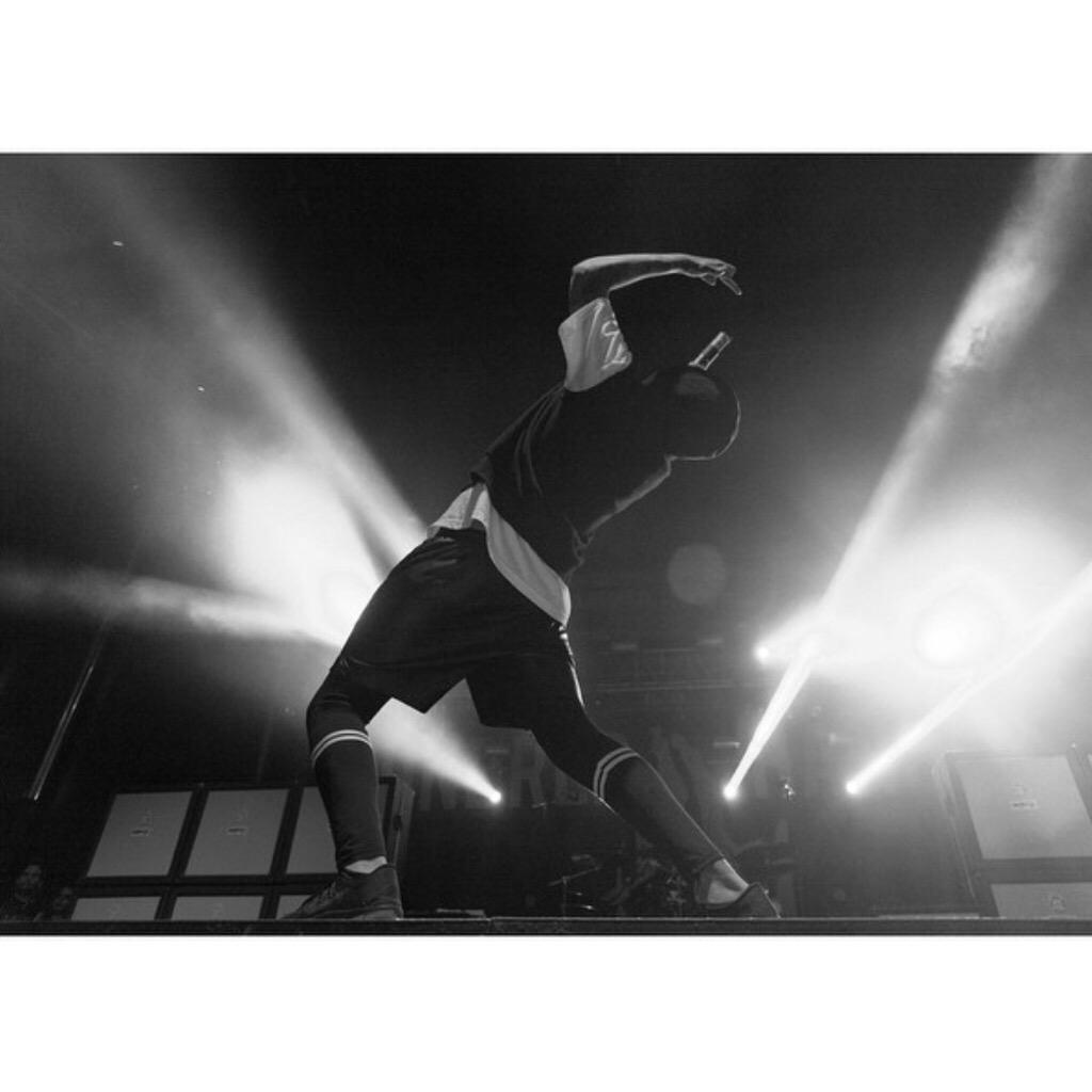FRONZ1LLA's tweet photo. RT if you want me to have my own reality show. Everything that's happening to me is the PERFECT recipe for a TV show. http://t.co/v3A5sgIHkd