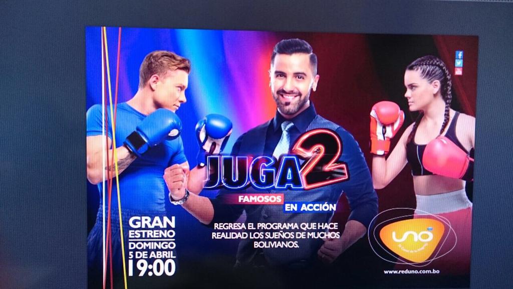 carolacaceresca's tweet photo. Mirando el estreno del mejor programa Jijiji http://t.co/jrodaHwS0E