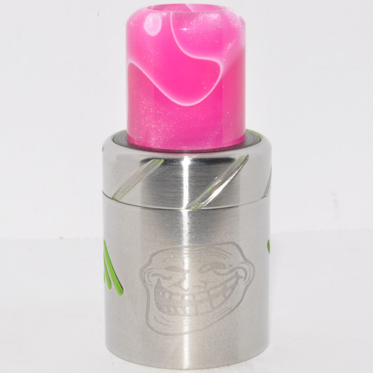 DallasVapors's tweet photo. What lady could not use some Pink in her life?? #driptips #vapelife #rda #calivape #dripgirls http://t.co/GJmX1y3ST4 http://t.co/T4XnEGqusw