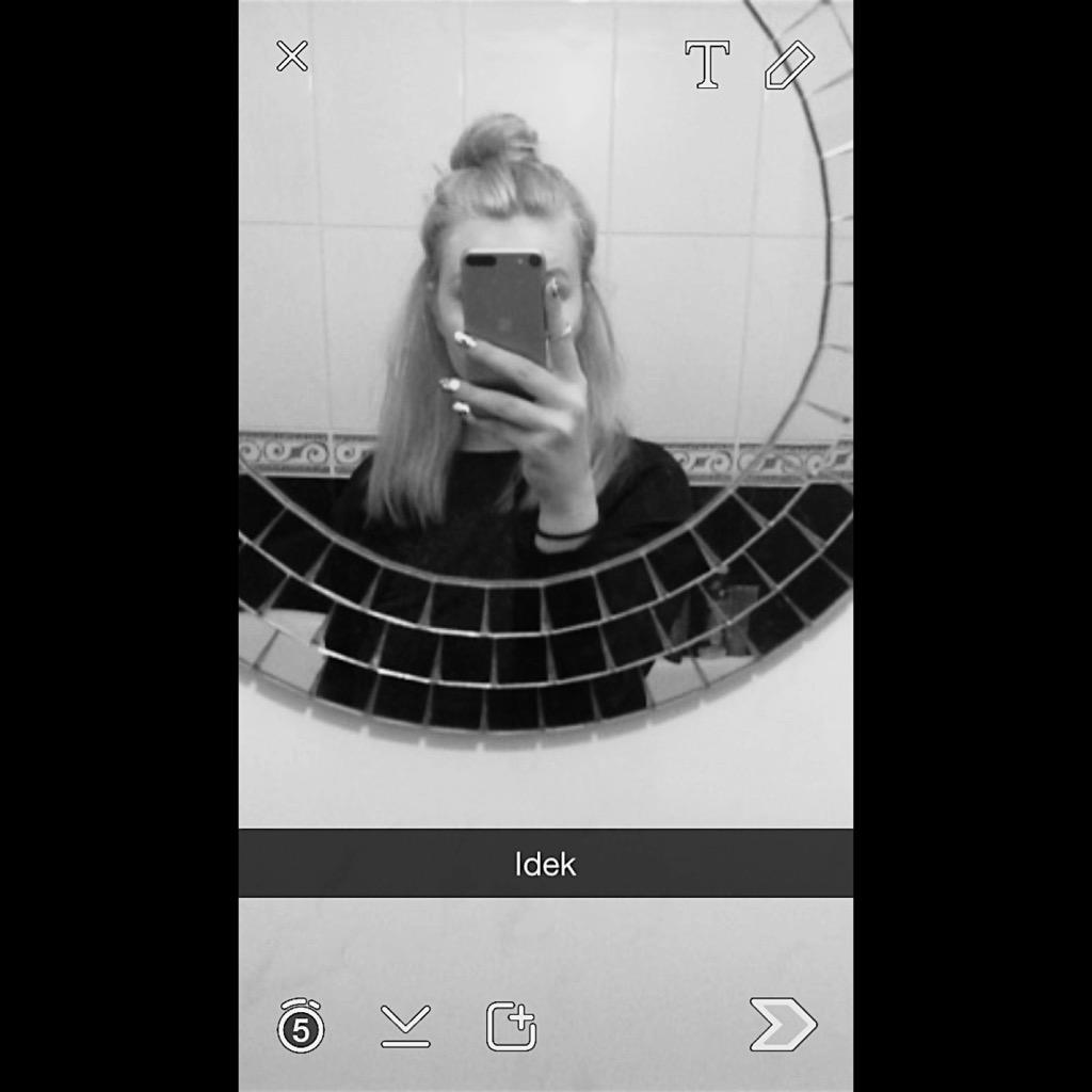 slnashx's tweet photo. Add my #snapchat: sophienash18 #SelfieSunday #selfie #girlgamer #gamersunite #gamers #CoDOpen #CODChamps2015 #codaw http://t.co/x77DVXZEVx