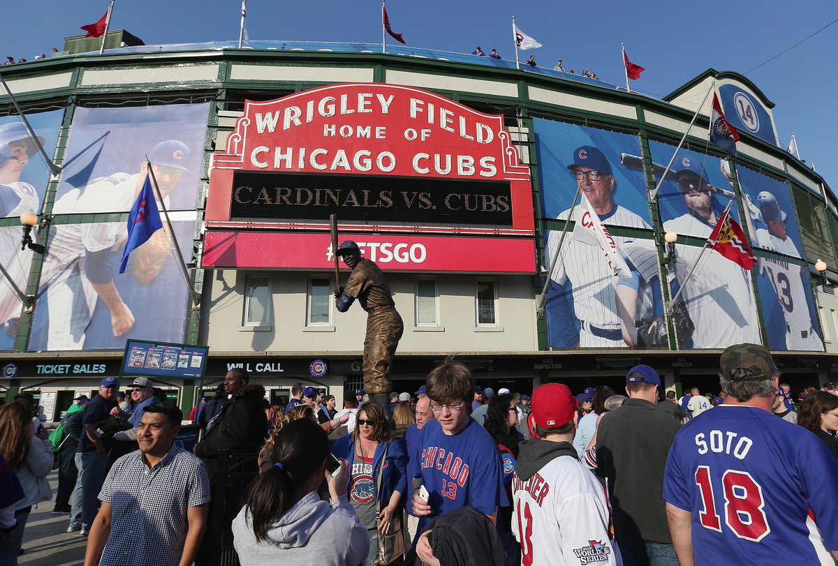 SportsCenter's tweet photo. Baseball season is finally here.
Cubs and Cardinals start things off on ESPN2.

Play ball! http://t.co/sAF59NFNUq