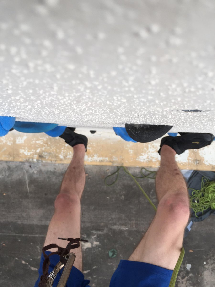 TexasDirectTech's tweet image. How strong is climbing gear? Think I can pull a jeep up the building?