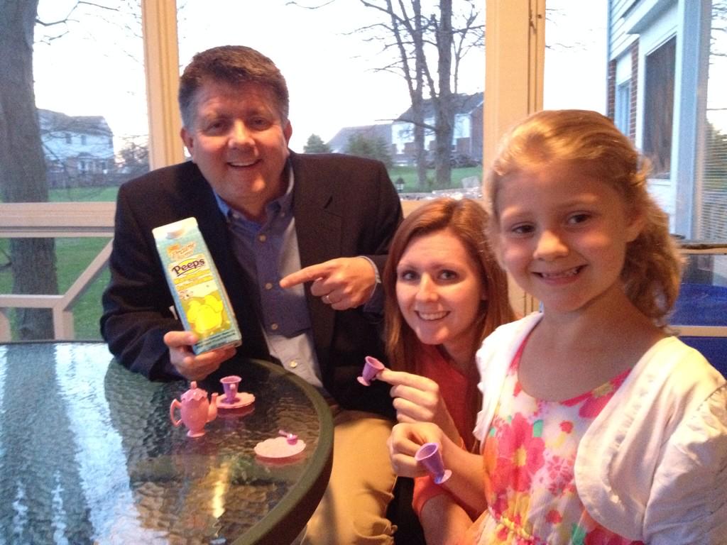 GregMarksberry's tweet photo. The next best news this Easter after Jesus' resurrection is that they now make Peeps milk! #peepsrock http://t.co/bC5oml7vni