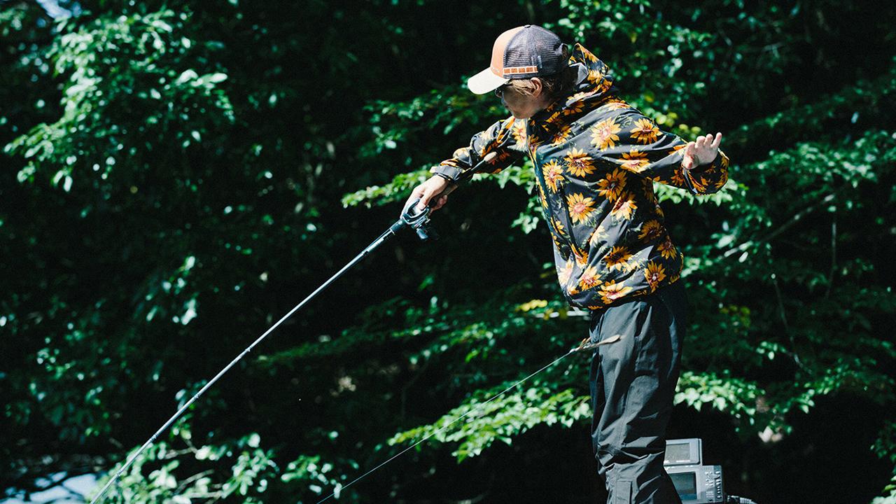 Columbia コロンビア マウンテンパーカー ひまわり オムニテック 総柄 コロンビア ひまわり柄