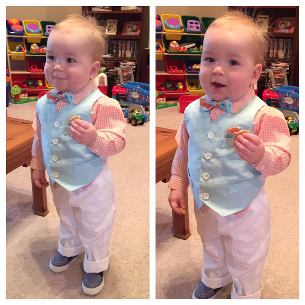 JoAnnaRobold's tweet photo. Sweet little Ellis in his Easter outfit. What a cutie! http://t.co/uHVhYqIMv0