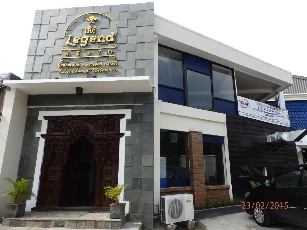 legend_resto's tweet photo. @infoGRESIK  grand opening#thelegend #resto #gresik #Recommended#diskon 30% all food *sampai tanggal 14 april 2015 http://t.co/zneOdPHFu6
