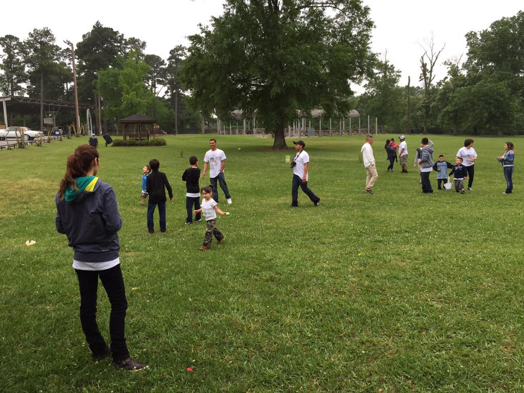 OMITW00's tweet photo. Had a blessed Easter with the second fam ! ✌️ http://t.co/HNHbwpmFLH