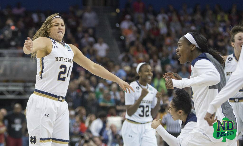 Hannah Huffman with #NotreDame trailing by one ... and after securing win with defensive stop - via <a href="/TheRobFranklin/">Robert Franklin</a>