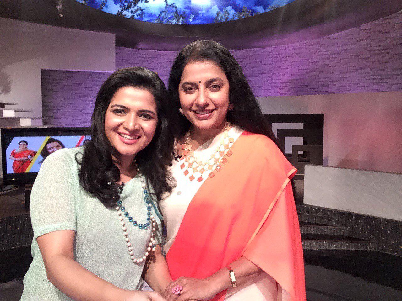Punitha Punitha Prabhu South Indian Celebrities In Traditional Glory During