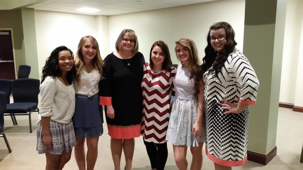 RyanLMeador's tweet image. Resurrection Sunday @ LWC with some of our Grandiose Students! #J1L4 #LakesideFire #BlessedWeAre