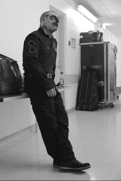 CoreyTaylorPics's tweet photo. Unmasked #coreytaylor #eight #slipknot #thegraychapter http://t.co/3HgVPR8qHp