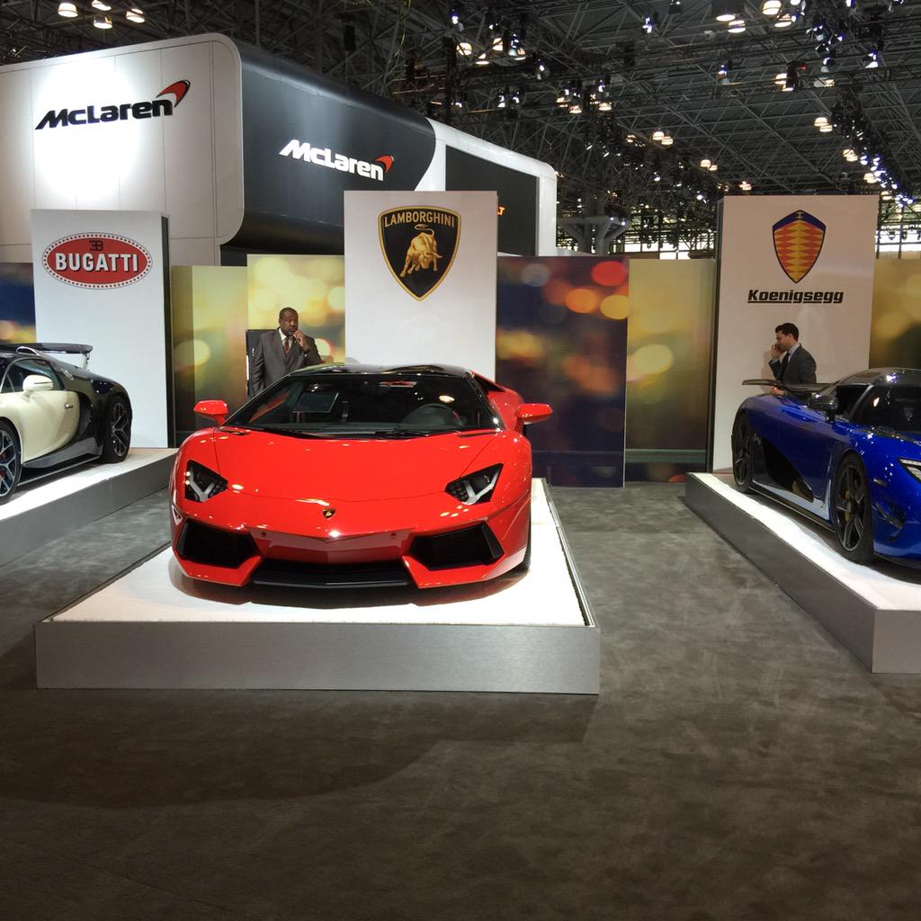 MrAutoCrit's tweet image. Quite the line up in this particular section of the #nyautoshow #Bugatti #Lamborghini #Koenigsegg