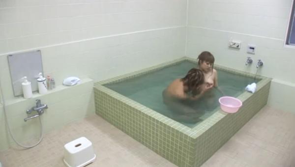PipiiStream's tweet photo. 【無料動画】「貸し切り風呂���アナタの彼女を浮気させます。 2 vol.4」
http://t.co/5X1poKCSYj
彼女の浮気を彼氏に見せつける、寝取り実況中継！
#春名優希 #無料エロ動画 #PipiiStream http://t.co/5sODnkVHmp