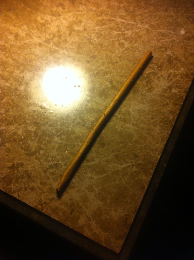 ClarkRanThat's tweet photo. #longblunts πͺπΆ http://t.co/5mG0UZ1Zoi